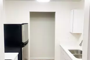 7010 Oakhill Cir, Austell, GA 30168 - Photo 4