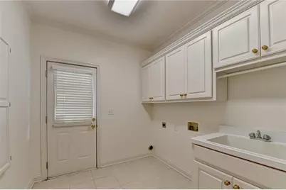 6905 Blackthorn Lane, Suwanee, GA 30024 - Photo 28