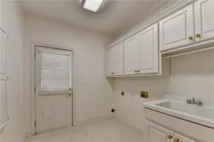 6905 Blackthorn Ln, Suwanee, GA 30024 - Photo 28