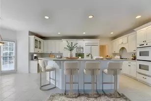 6905 Blackthorn Ln, Suwanee, GA 30024 - Photo 8