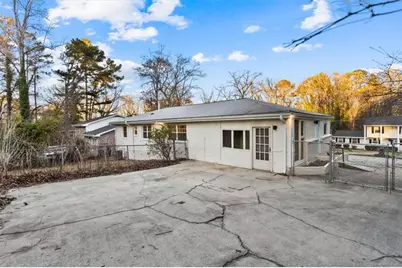 1891 Valley Ridge Dr SW, Atlanta, GA 30331 - Photo 42