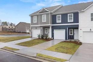 9452 Maple Grv Ln, Jonesboro, GA 30238 - Photo 1