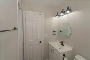 525 Baker Cir NW, Atlanta, GA 30318 - Photo 14