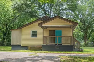 525 Baker Cir NW, Atlanta, GA 30318 - Photo 1