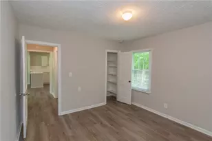 525 Baker Cir NW, Atlanta, GA 30318 - Photo 16