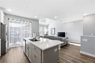 521 Burton Dr, Alpharetta, GA 30009 - Photo 10