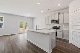 533 Great Salt Ln, Hoschton, GA 30548 - Photo 4