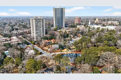 2575 Peachtree Road NE #7E, Atlanta, GA 30305 - Photo 2