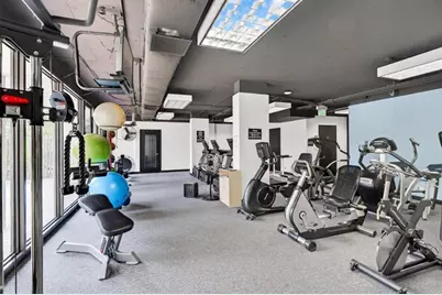 2575 Peachtree Road NE #7E, Atlanta, GA 30305 - Photo 44