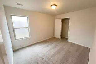 1418 Turning Leaf Ln, Pendergrass, GA 30567 - Photo 4