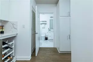 943 Peachtree St NE, Atlanta, GA 30309 - Photo 8