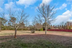 112 Wyckliffe Dr, Locust Grove, GA 30248 - Photo 4