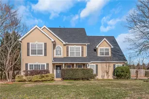 112 Wyckliffe Dr, Locust Grove, GA 30248 - Photo 2