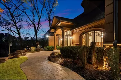 790 Glenairy Drive, Atlanta, GA 30328 - Photo 4