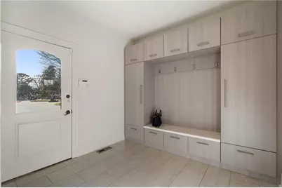 790 Glenairy Drive, Atlanta, GA 30328 - Photo 54