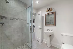 790 Glenairy Dr, Atlanta, GA 30328 - Photo 52