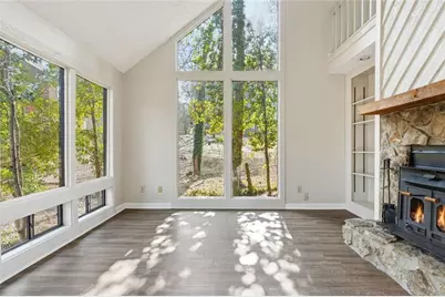 4621 Kings Crossing Drive NE, Kennesaw, GA 30144 - Photo 8