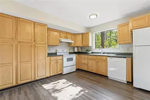 4621 Kings Crossing Dr NE, Kennesaw, GA 30144 - Photo 18