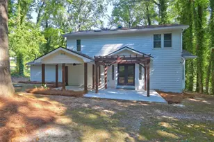 1879 Lake Chase Ln, Jonesboro, GA 30236 - Photo 4