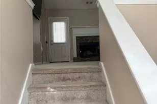 664 Rosewood Cir, Jonesboro, GA 30238 - Photo 2