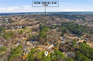 115 White Pines Dr, Alpharetta, GA 30004 - Photo 2