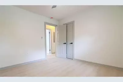 4396 Greenleaf Circle, Atlanta, GA 30331 - Photo 12