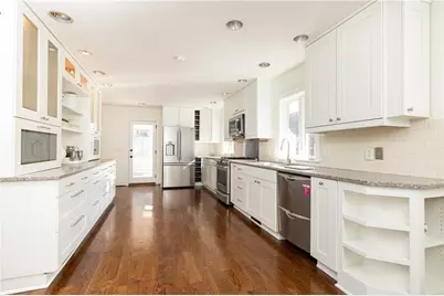 3595 Old Ivy Lane NE, Atlanta, GA 30342 - Photo 14