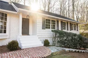 3595 Old Ivy Ln NE, Atlanta, GA 30342 - Photo 2