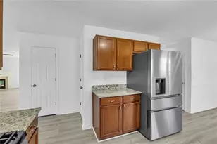 433 Pearl St, Locust Grove, GA 30248 - Photo 14