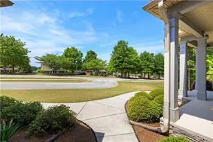 415 Vanderbilt Pkwy, Newnan, GA 30265 - Photo 4