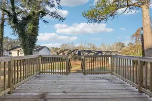 605 Robert E Lee Pkwy, Jonesboro, GA 30238 - Photo 20