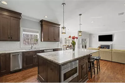 12880 Bucksport Drive, Roswell, GA 30075 - Photo 8