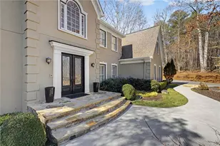 12880 Bucksport Dr, Roswell, GA 30075 - Photo 4