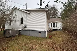 32 Victory Dr, Roopville, GA 30170 - Photo 18