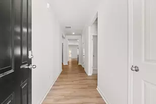 3885 Donetta Dr, Atlanta, GA 30349 - Photo 2