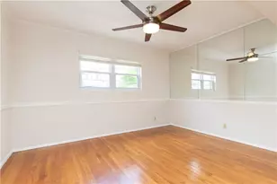 3660 Peachtree Rd NE, Atlanta, GA 30319 - Photo 6