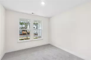 242 Strawberry Ln, Woodstock, GA 30189 - Photo 10