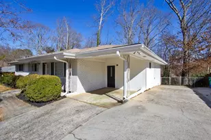 3971 Honeysuckle Dr SE, Smyrna, GA 30082 - Photo 4