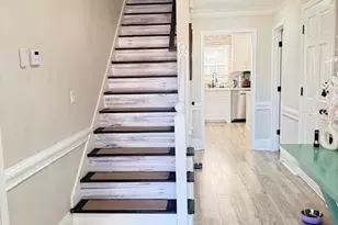 588 Freemans Walk, Stone Mountain, GA 30083 - Photo 4