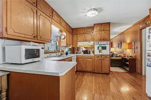 2574 Woodwardia Rd NE, Atlanta, GA 30345 - Photo 2