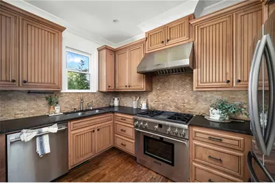 1879 Tobey Road, Chamblee, GA 30341 - Photo 10