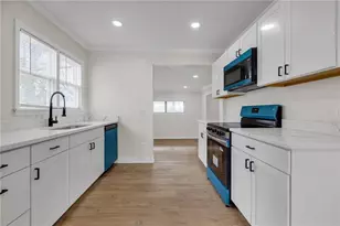 2060 Baker Rd, Atlanta, GA 30318 - Photo 12