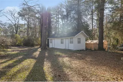 2060 Baker Rd, Atlanta, GA 30318 - Photo 24