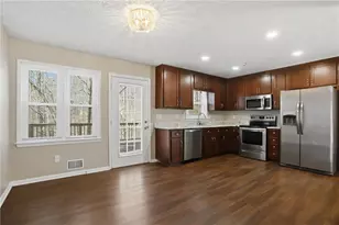 4927 Wade Valley Way, Cumming, GA 30040 - Photo 14