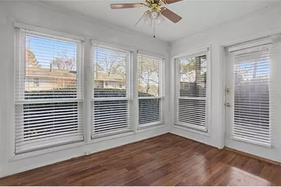 319 Park Ridge Circle, Marietta, GA 30068 - Photo 12