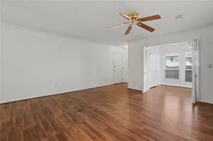 319 Park Ridge Cir, Marietta, GA 30068 - Photo 16