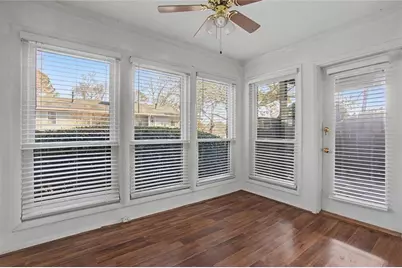 319 Park Ridge Circle, Marietta, GA 30068 - Photo 12