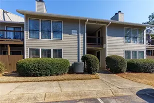 319 Park Ridge Cir, Marietta, GA 30068 - Photo 1