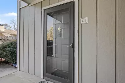 319 Park Ridge Circle, Marietta, GA 30068 - Photo 2