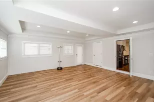 399 Hammond Dr, Atlanta, GA 30328 - Photo 16